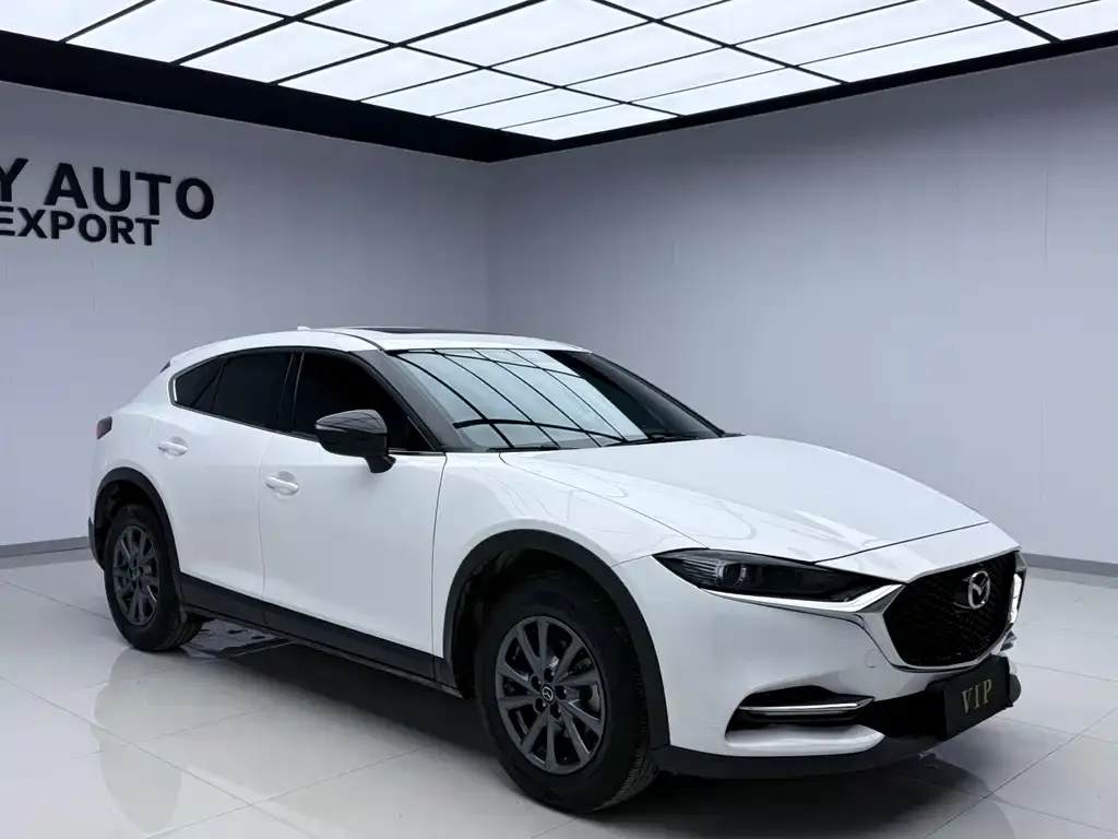Mazda CX-4 2022 из CN, фото 2