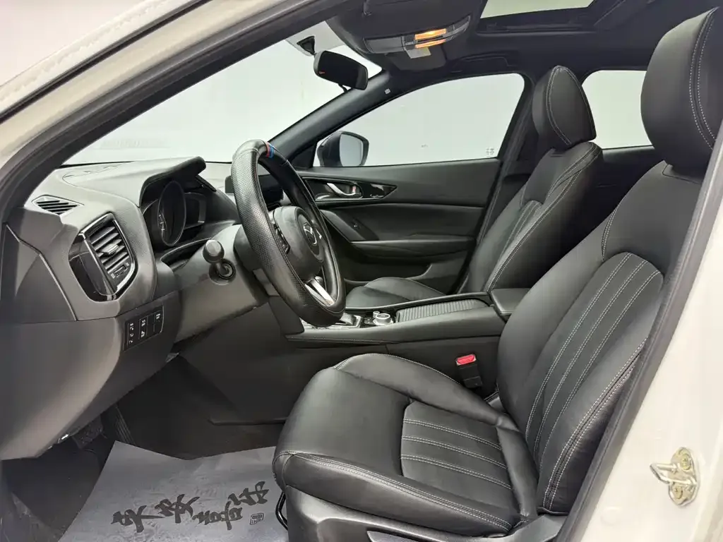 Mazda CX-4 2022 из CN, фото 3