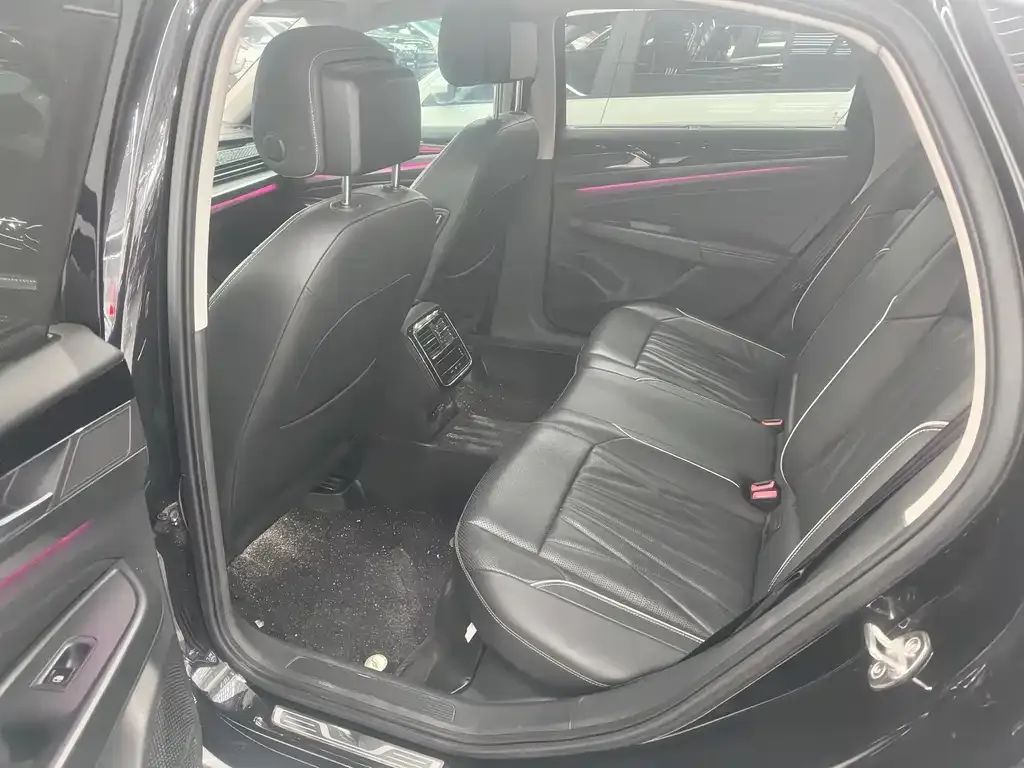 Volkswagen Passat — фото 4