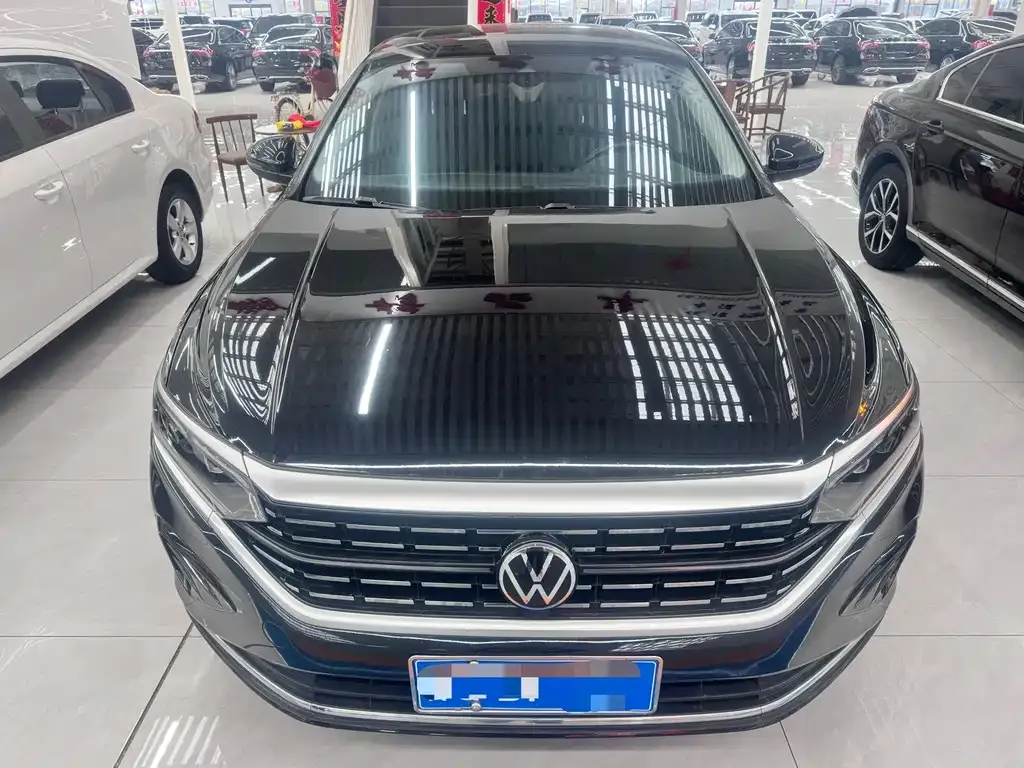 Volkswagen Passat — фото 9