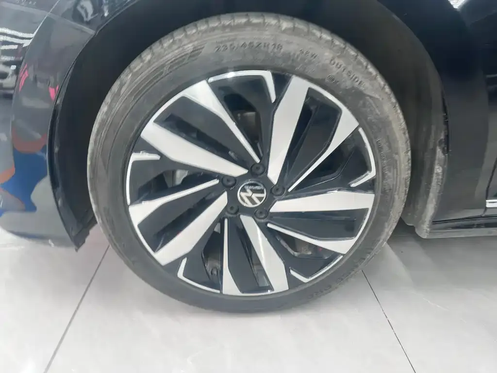 Volkswagen Passat — фото 5