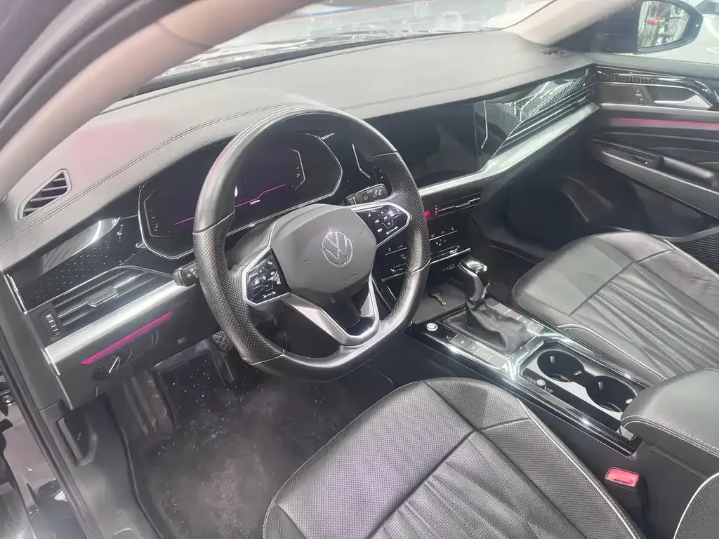 Volkswagen Passat — фото 10
