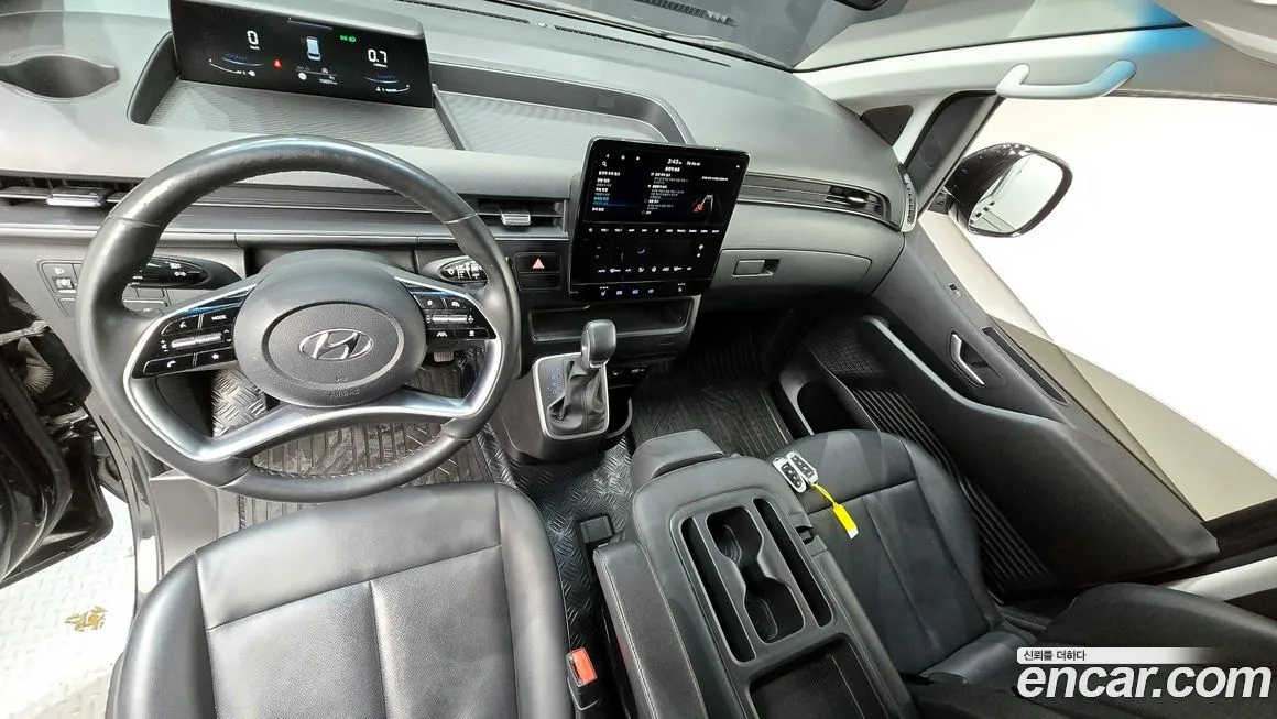 Hyundai Staria — фото 7