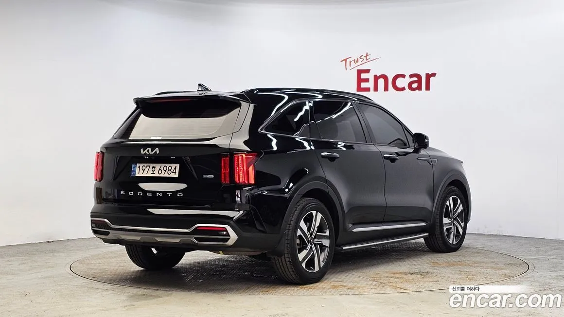Kia Sorento — фото 4