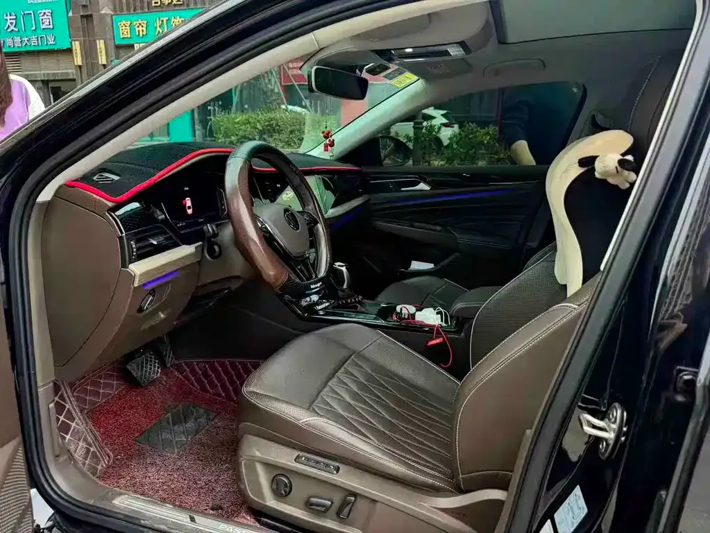 Volkswagen Passat 2021 из CN, фото 3