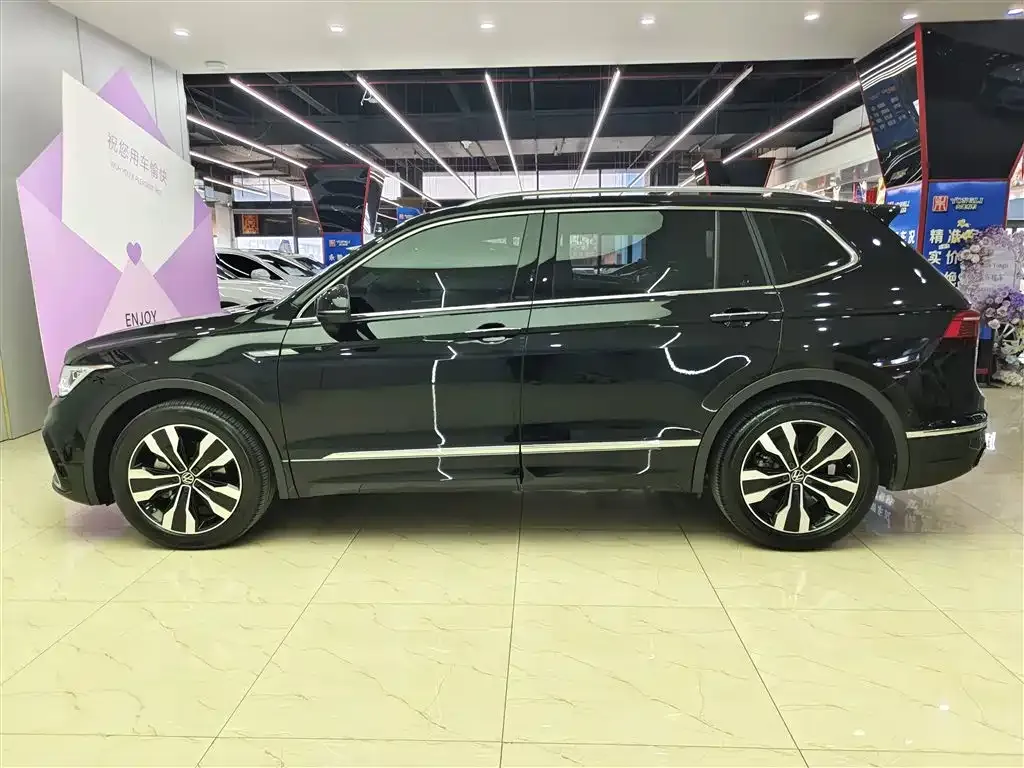 Volkswagen Tiguan L 2024 из CN, фото 7