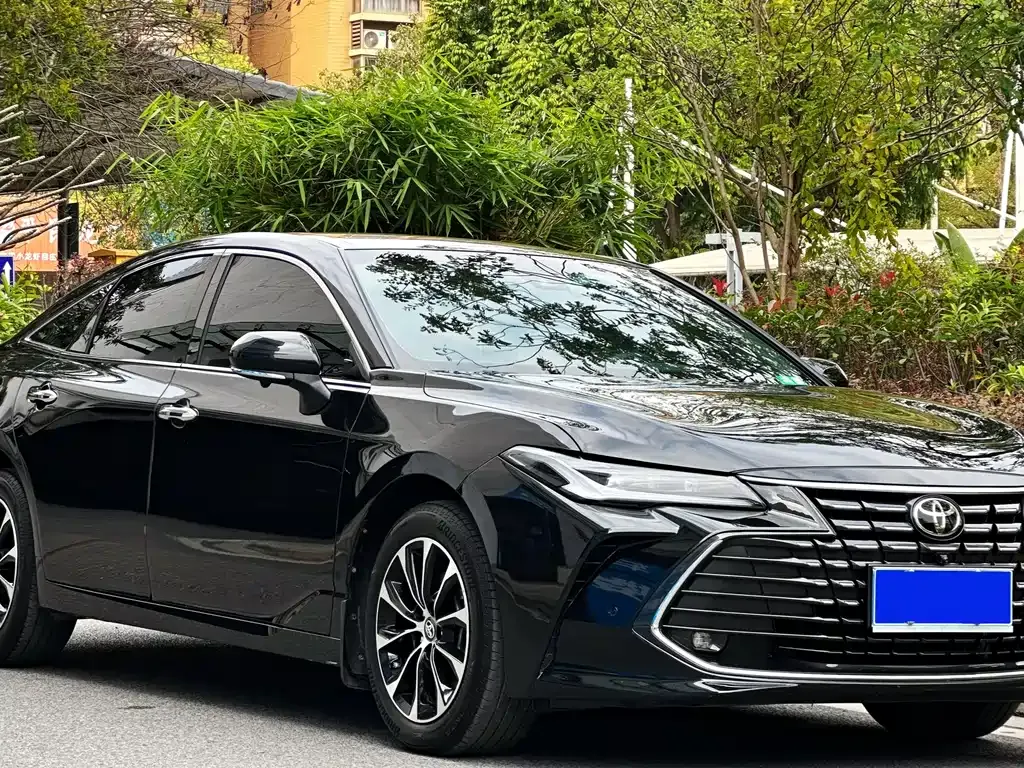 Toyota Avalon 2022 из CN, фото 1