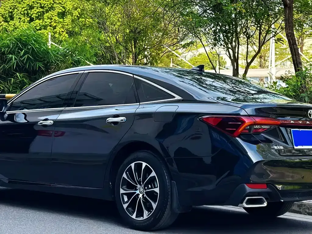 Toyota Avalon 2022 из CN, фото 3
