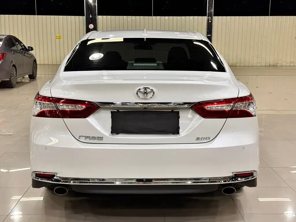 Toyota Camry 2023 из CN, фото 4