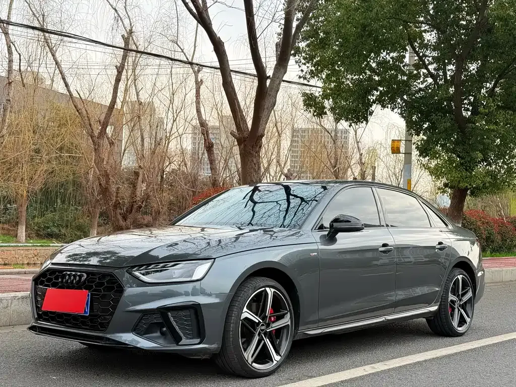 Audi A4L 2024 из CN, фото 1