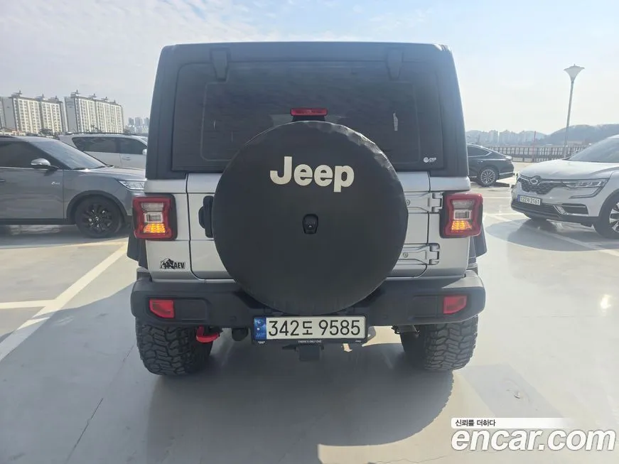 Jeep Wrangler 2022 из KR, фото 7