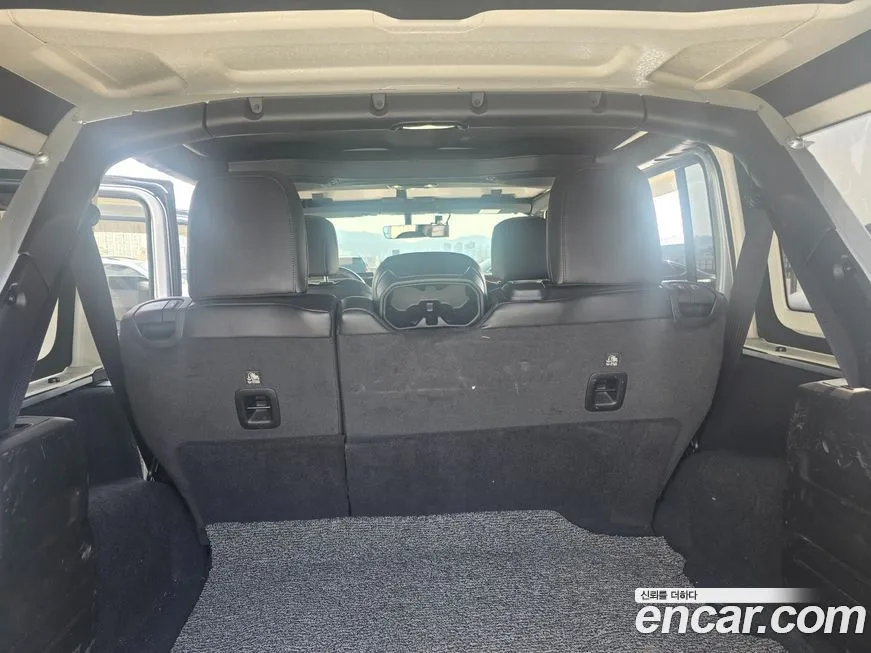 Jeep Wrangler 2022 из KR, фото 2