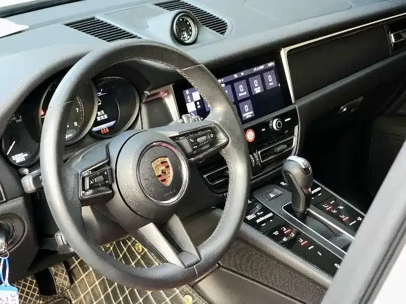 Porsche Macan 2023 из CN, фото 10