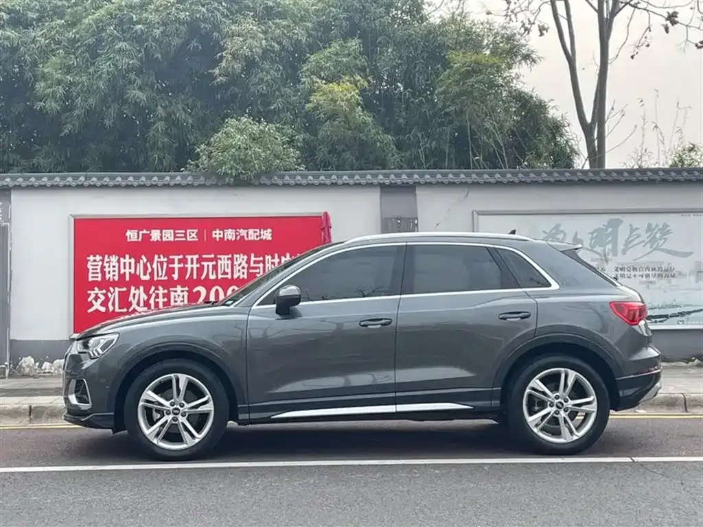 Audi Q3 2022 из CN, фото 2