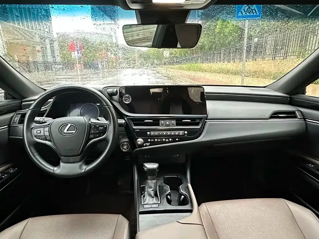 Lexus ES 2023 из CN, фото 3
