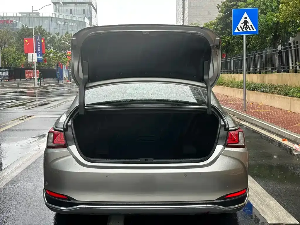 Lexus ES 2023 из CN, фото 6
