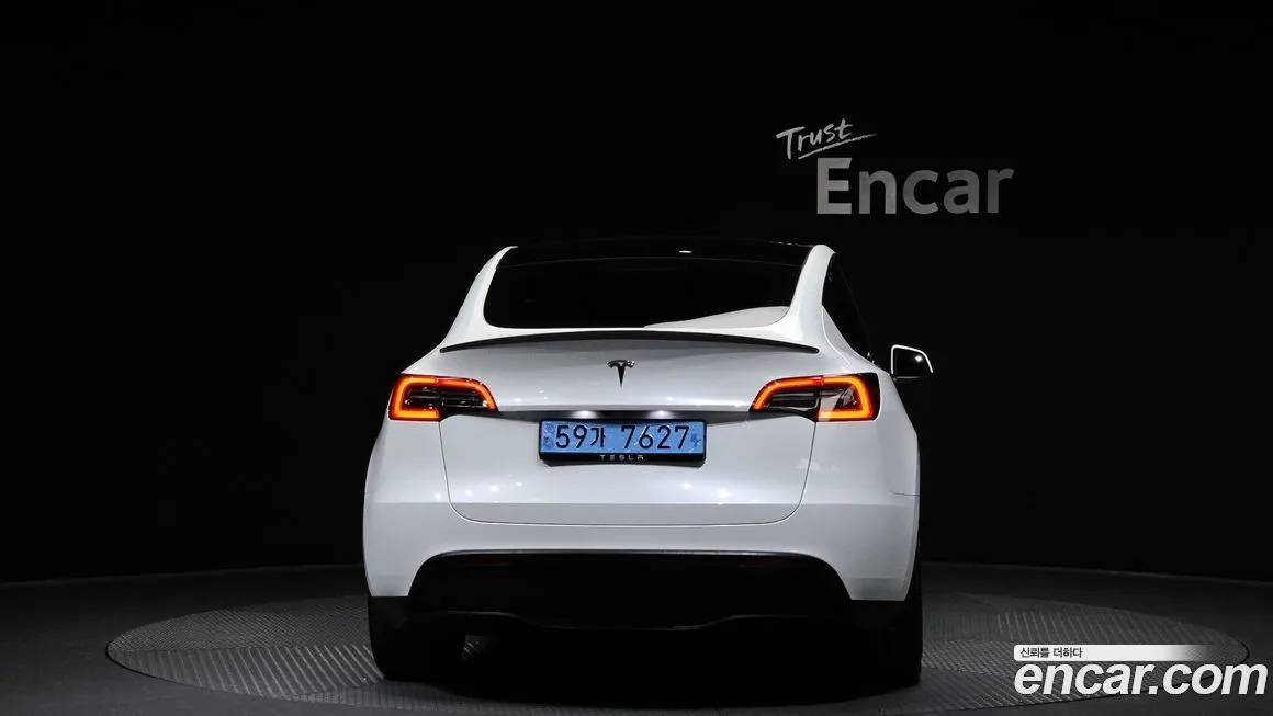 Tesla Model Y 2023 из KR, фото 6