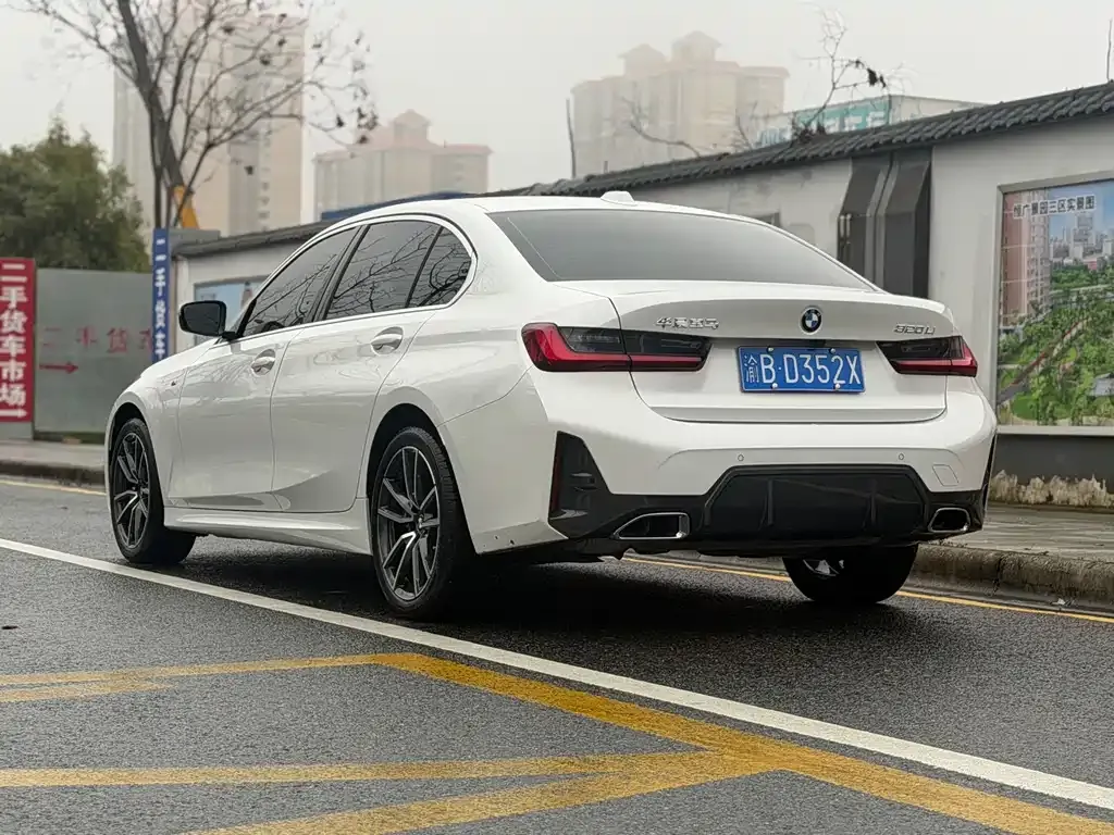 BMW 3 Series 2023 из CN, фото 3