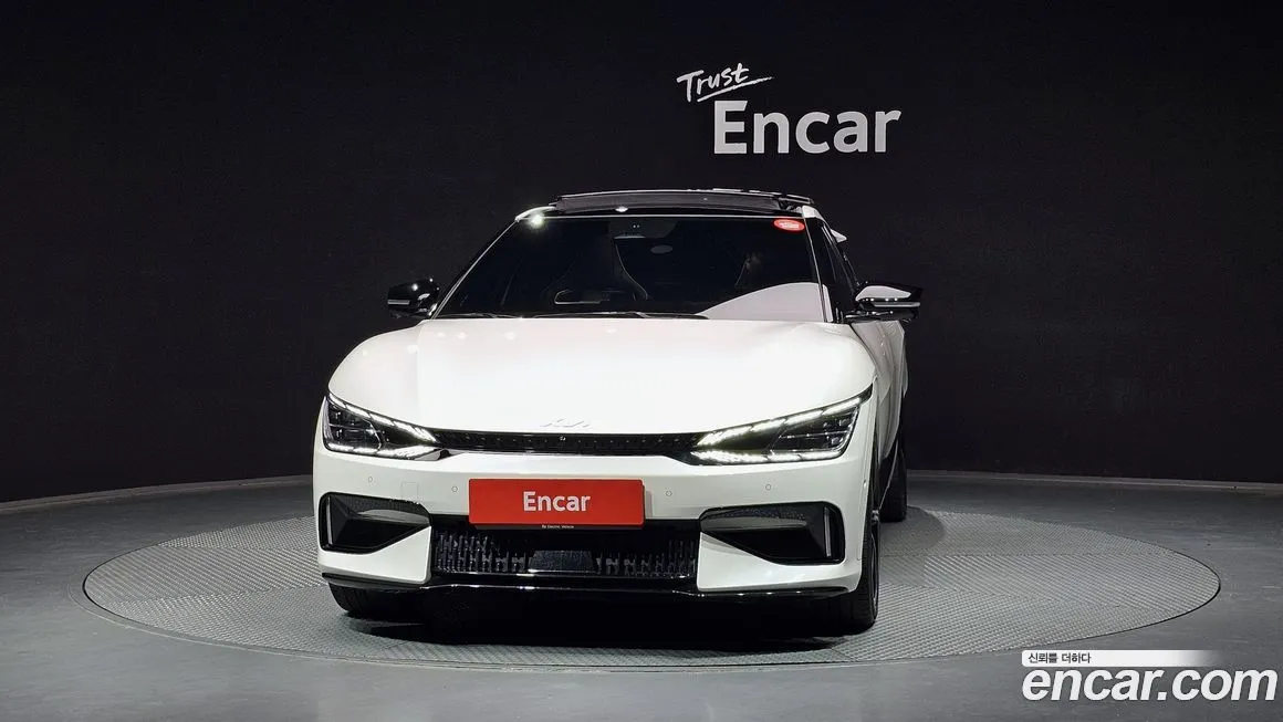 Kia EV6 2023 из KR, фото 4