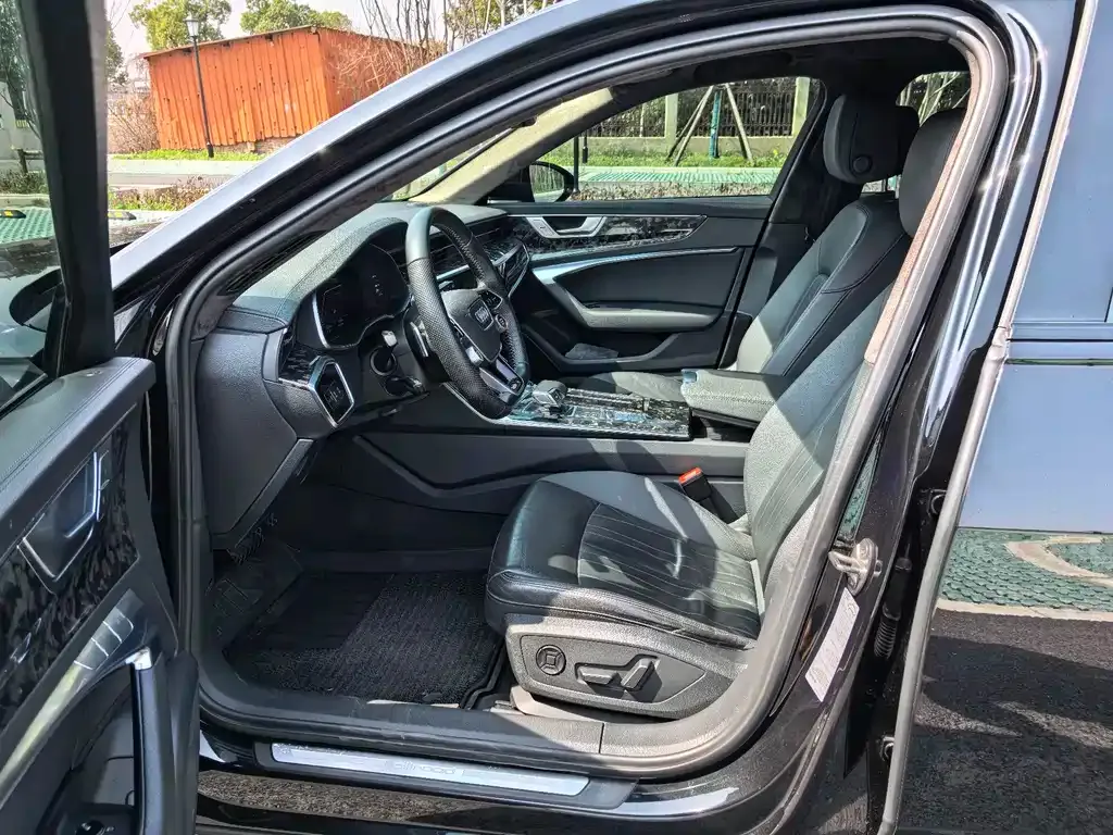 Audi A6 (Import) 2021 из CN, фото 3