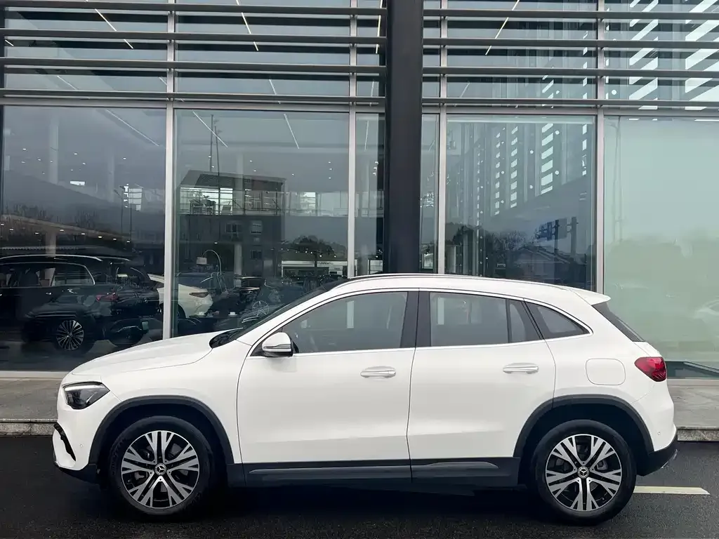 Mercedes-Benz GLA 2024 из CN, фото 7