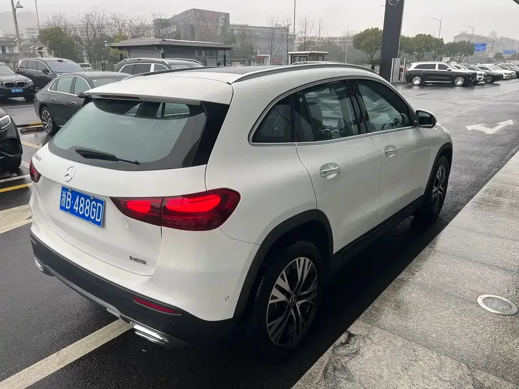 Mercedes-Benz GLA 2024 из CN, фото 8