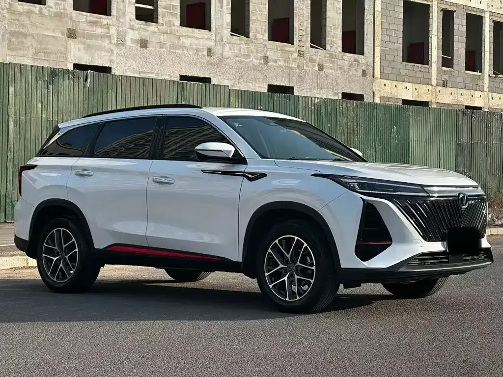 Changan CS75PLUS — фото 3