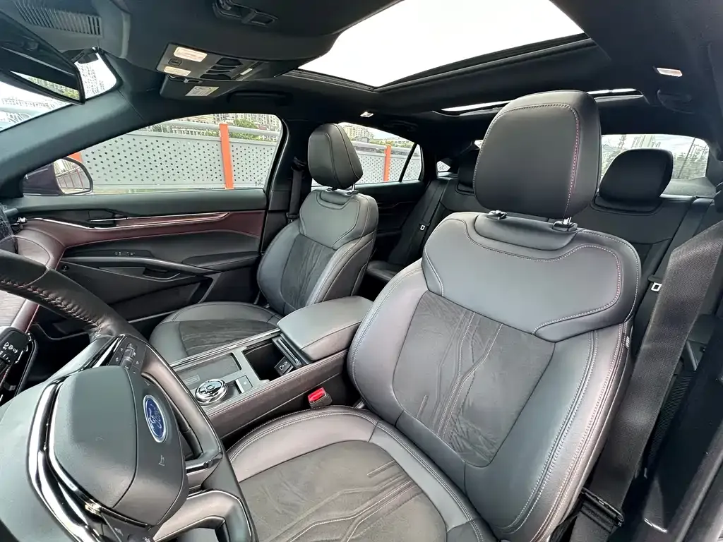 Ford Mondeo 2022 из CN, фото 3