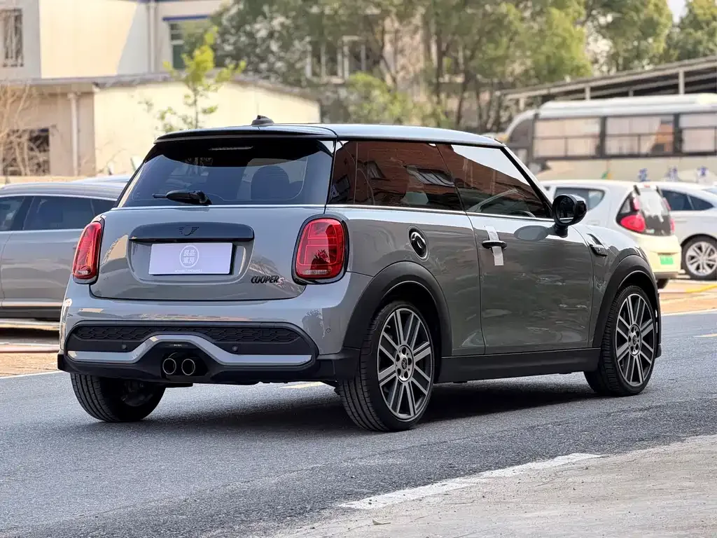 MINI Cooper (3-door) 2022 из CN, фото 4
