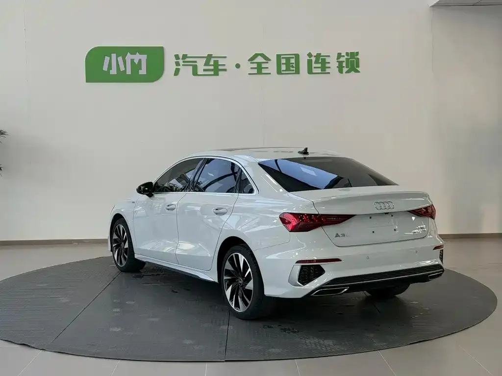 Audi A3 2023 из CN, фото 3