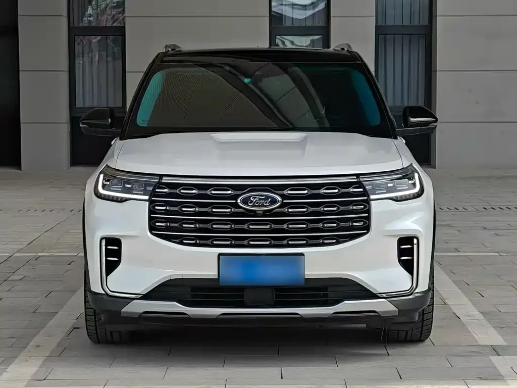 Ford Explorer 2023 из CN, фото 7