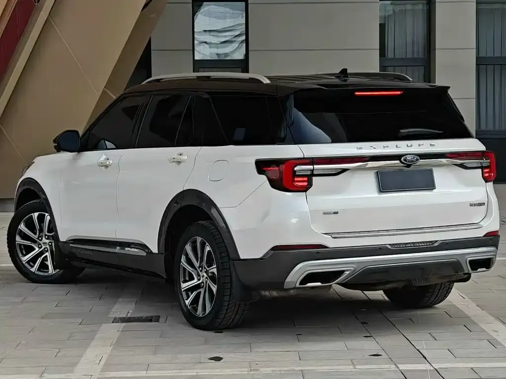 Ford Explorer 2023 из CN, фото 10
