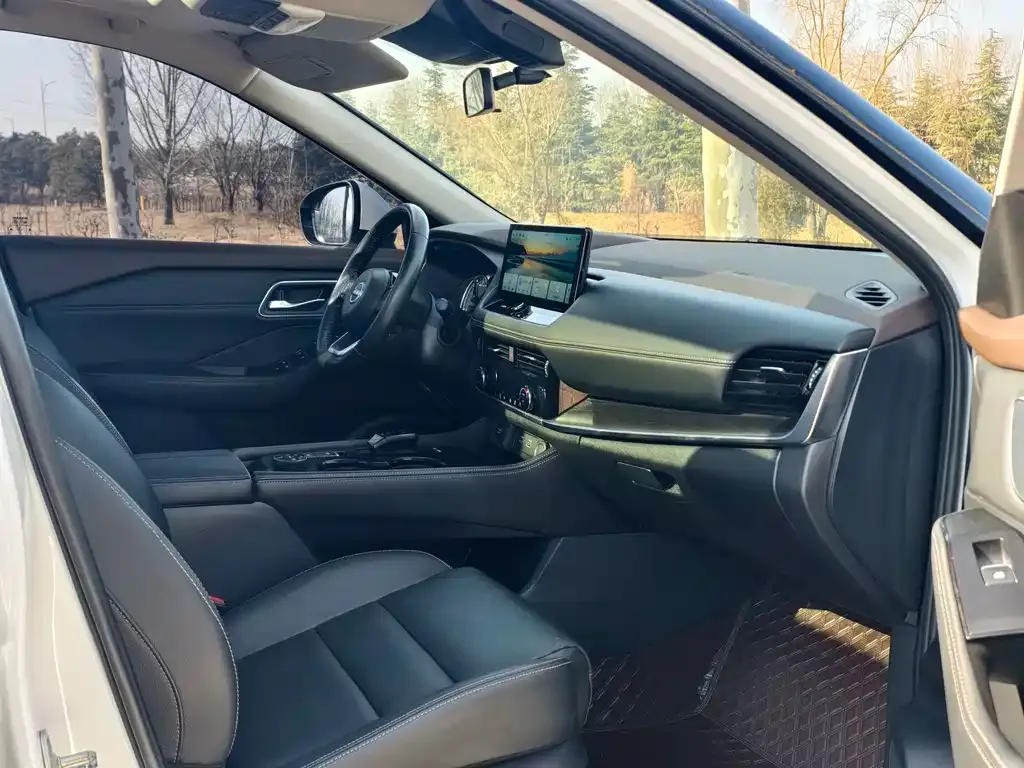 Nissan X-Trail 2023 из CN, фото 9