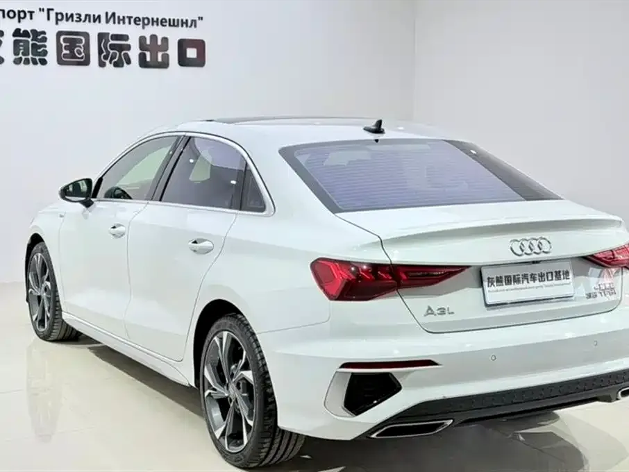Audi A3 2021 из CN, фото 2