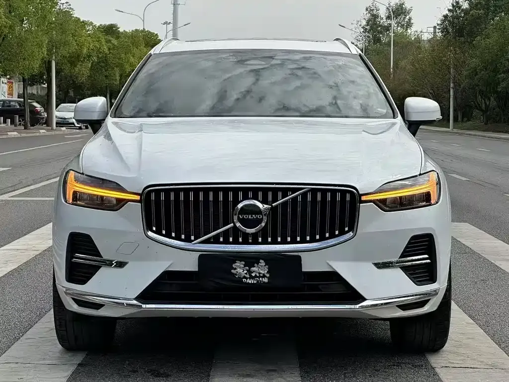 Volvo XC60 2025 из CN, фото 3