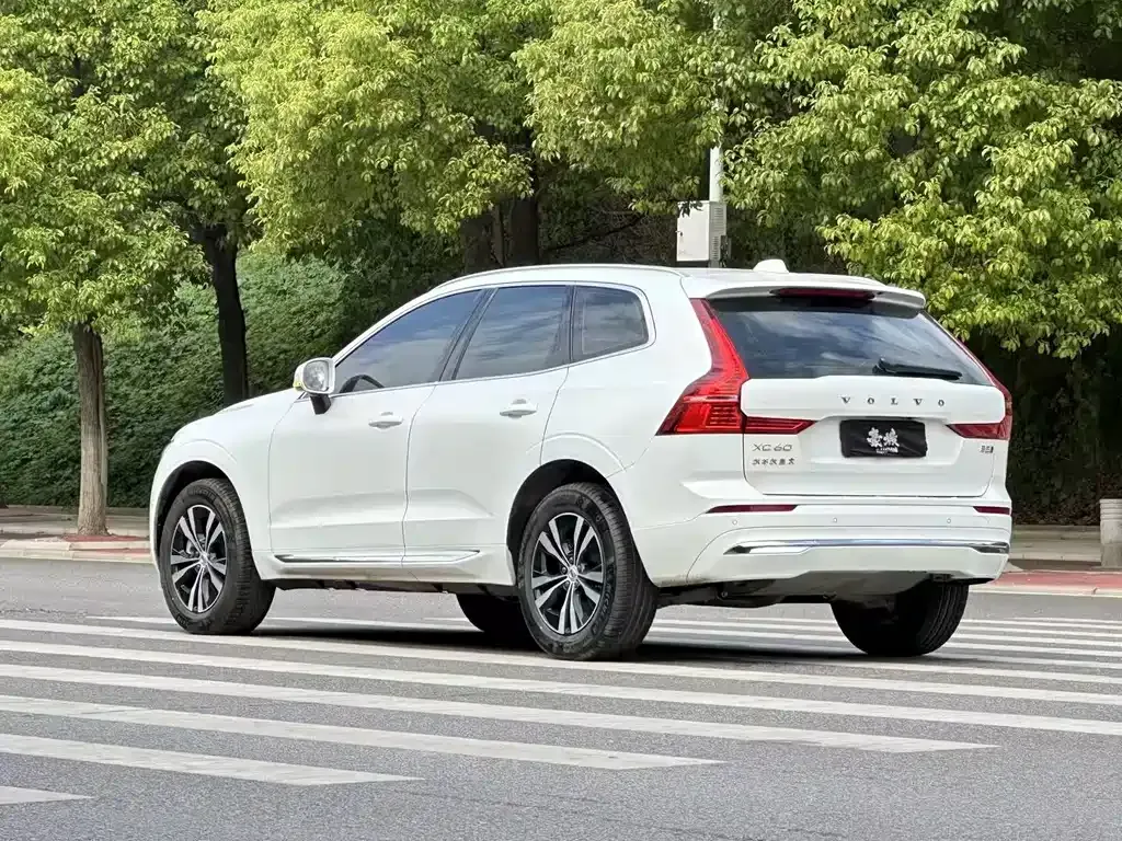 Volvo XC60 2025 из CN, фото 9