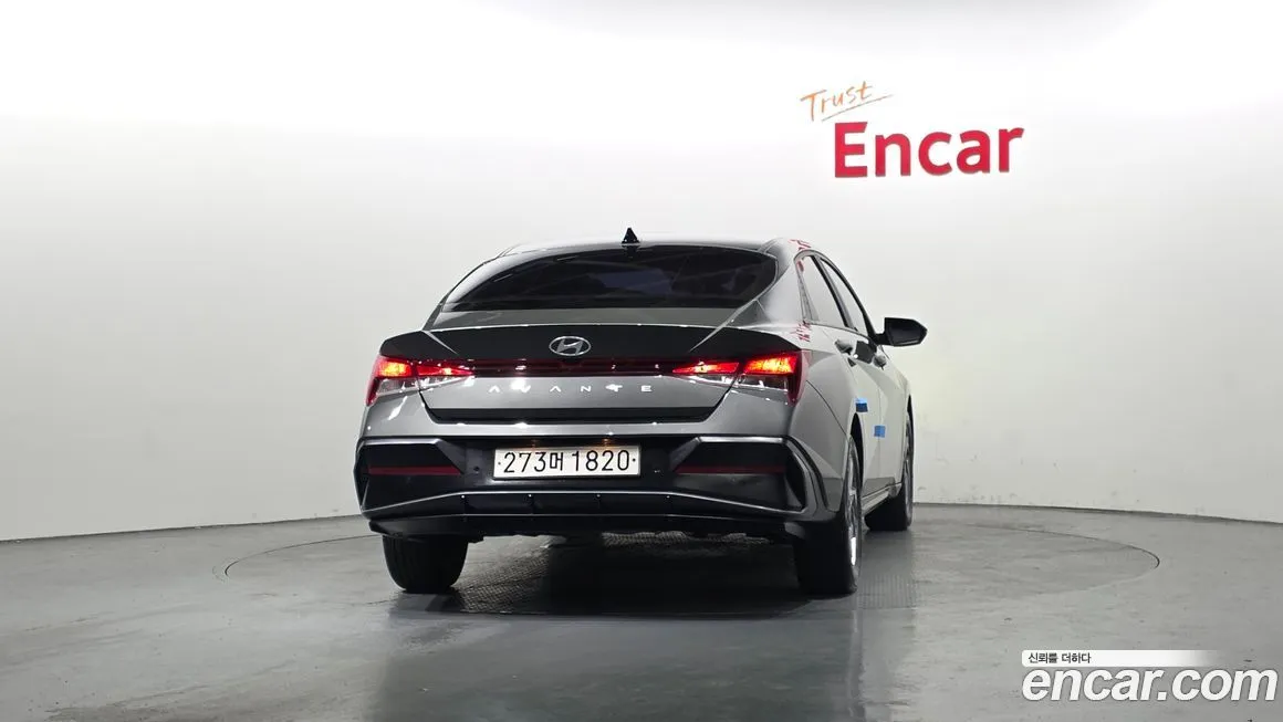 Hyundai AVANTE 2024 из KR, фото 2