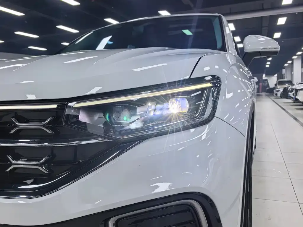 Volkswagen Tayron 2023 из CN, фото 2