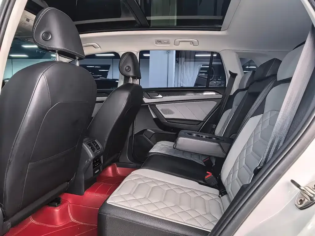 Volkswagen Tayron 2023 из CN, фото 8