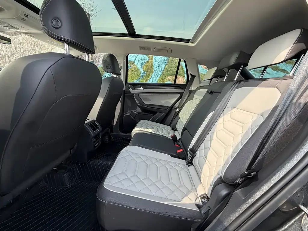 Volkswagen Tayron 2023 из CN, фото 8
