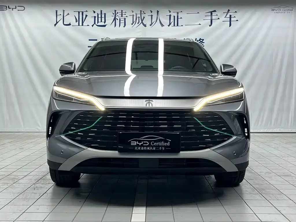 BYD L DM-i — фото 8