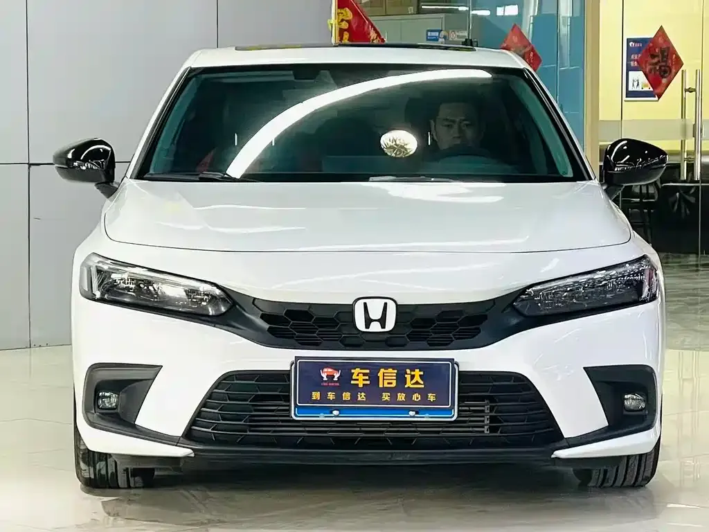 Honda Civic — фото 1