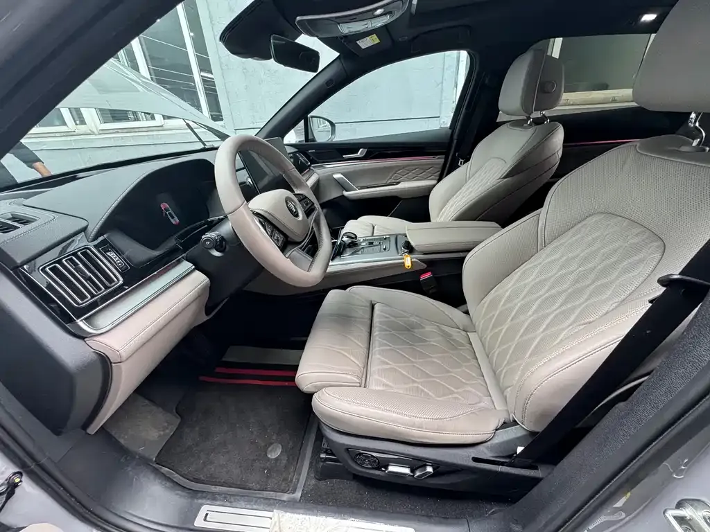 BYD Tang New Energy 2025 из CN, фото 3