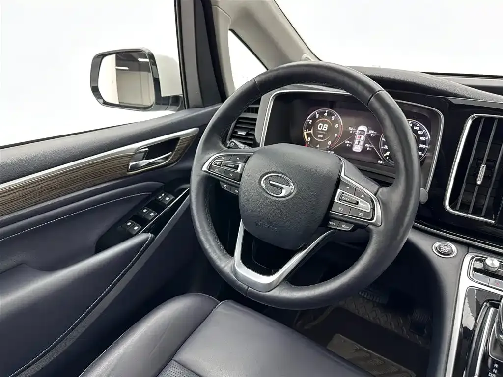 GAC Motor Trumpchi M8 — фото 9