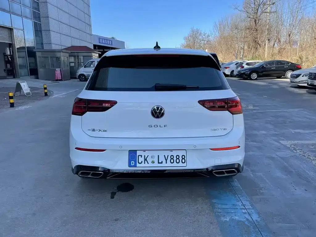 Volkswagen Golf 2021 из CN, фото 4