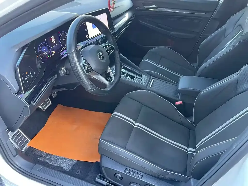 Volkswagen Golf 2021 из CN, фото 6