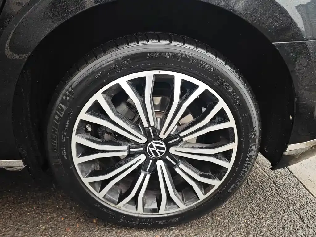Volkswagen Phideon 2021 из CN, фото 8