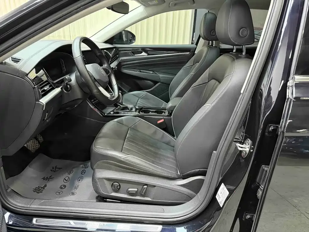 Volkswagen Passat — фото 5