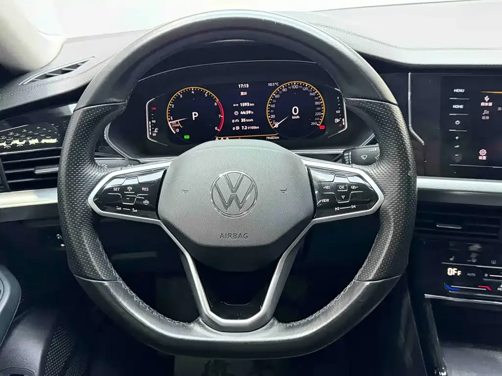Volkswagen Passat — фото 9