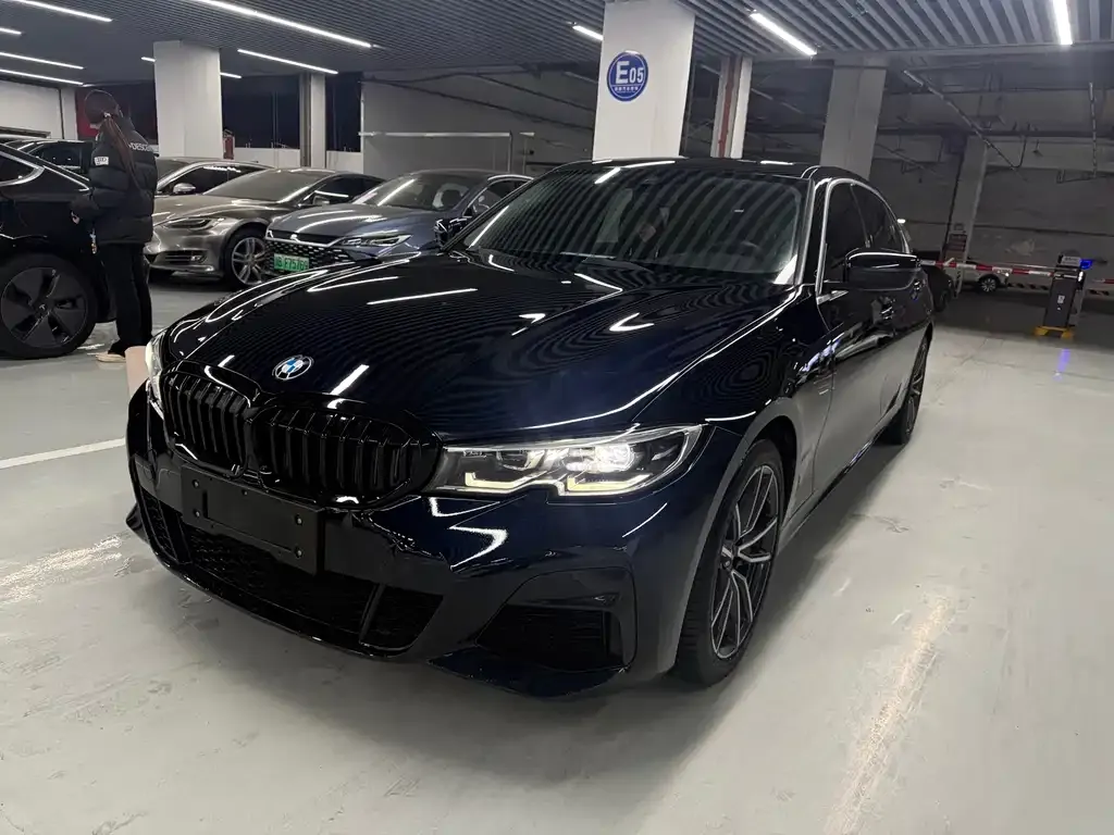 BMW 3 Series — фото 1